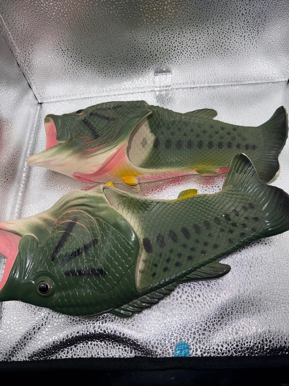 Green Fish-Shaped Pet Toy Slippers - Unbranded